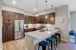 Hideaway Station Loft 305 - Image 2