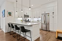 Hideaway Station Loft 106 - Image 2
