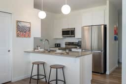 Sunnyside Flats Villa 321 6 - Image 2