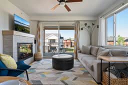 Sunnyside Flats Villa 321 6 - Image 3