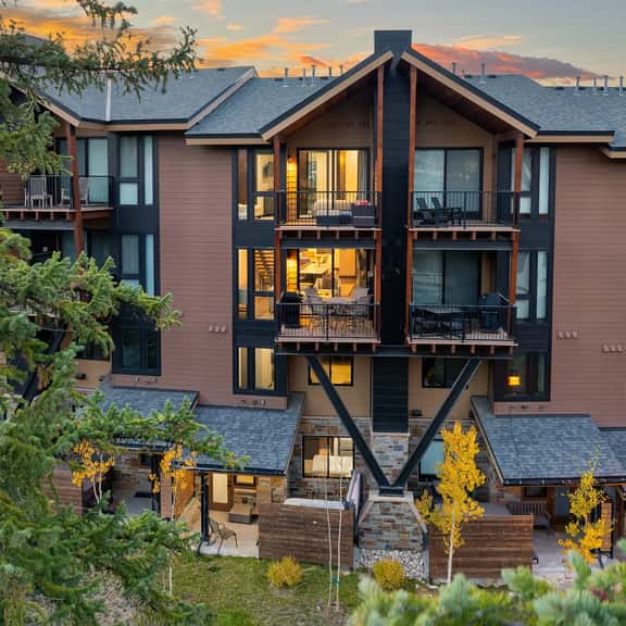 Arrow River Front Villa 236 - Image 1