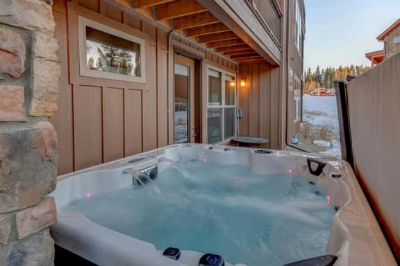 Rendezvous Mountain Chalet 105 - Image 5