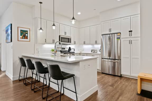 Hideaway Station Loft 106 - Image 2