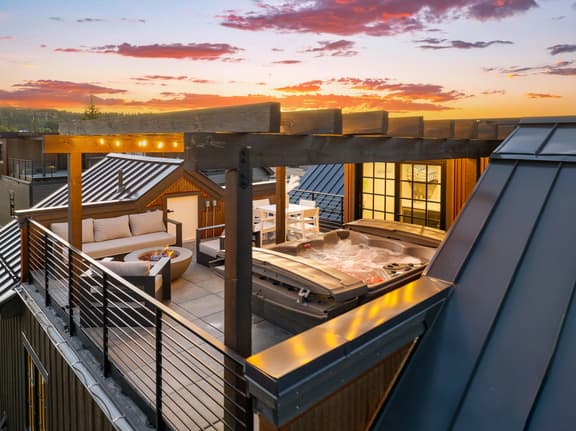 Wilds 360 River Front Roof Top Villa 104 - Image 1
