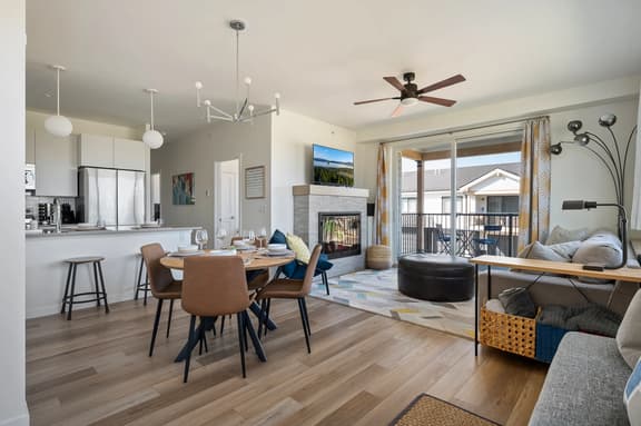 Sunnyside Flats Villa 321 6 - Image 1