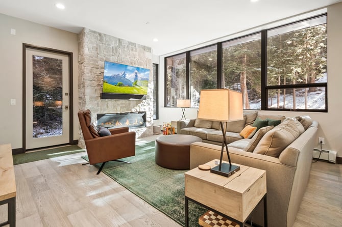 Chill Luxury Condo 103