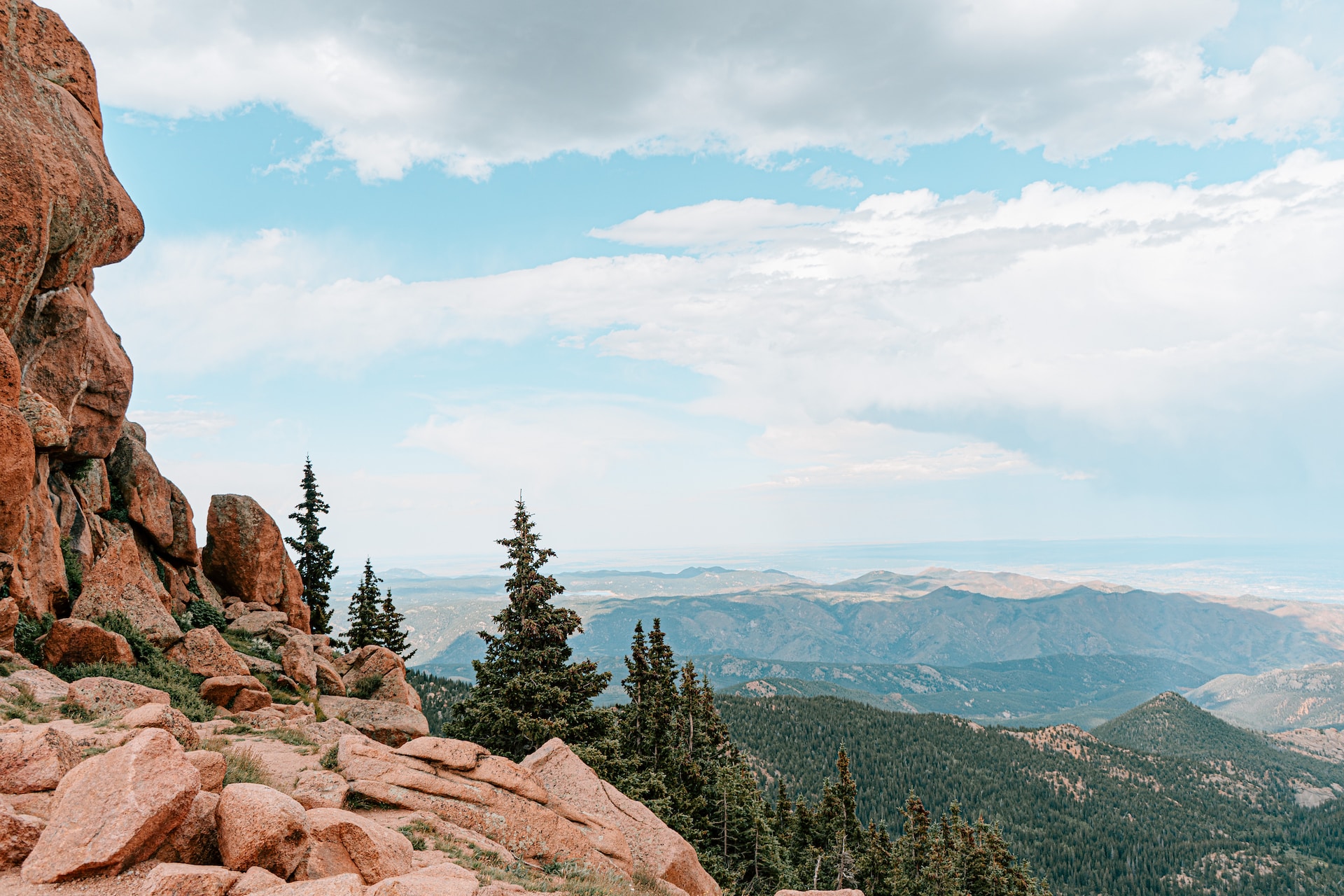 Plan a day trip to Pike's Peak, Colorado